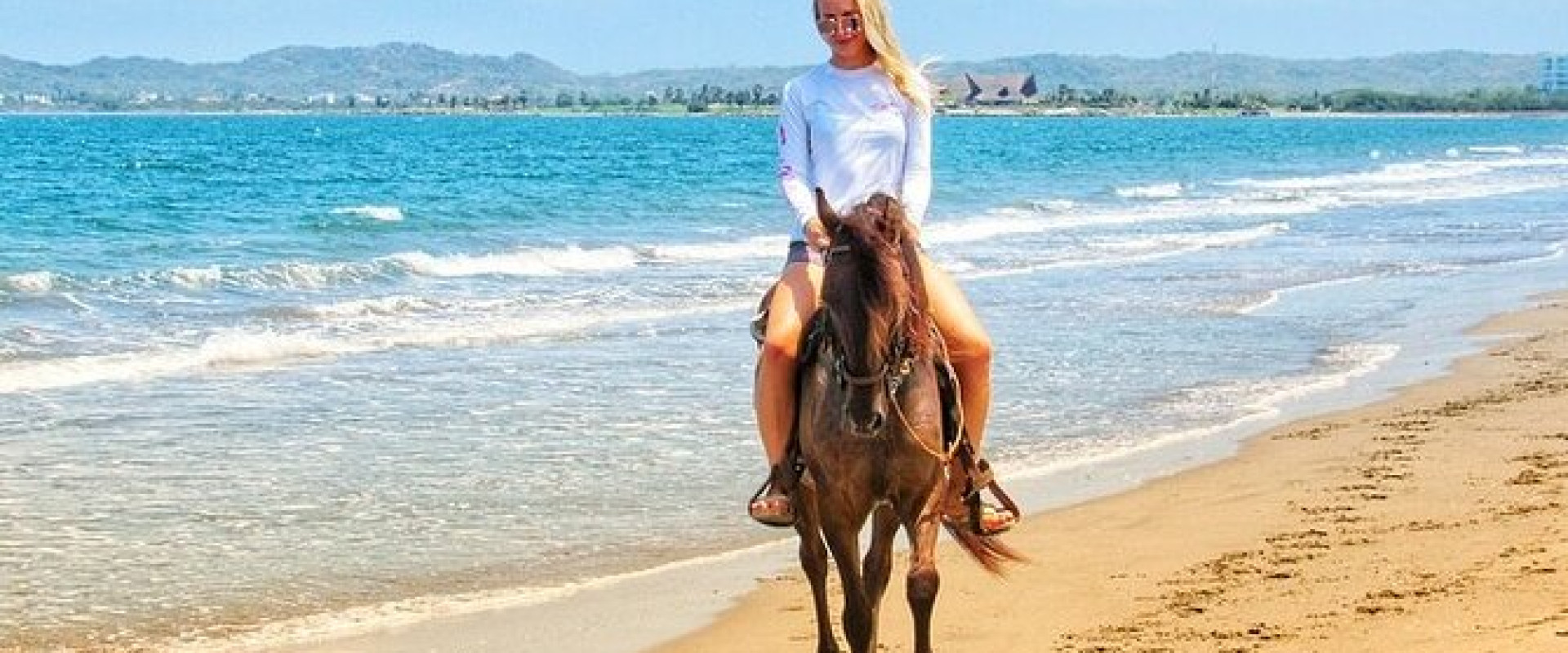 HORSE RIDING ON THE BEACH IN SHARM