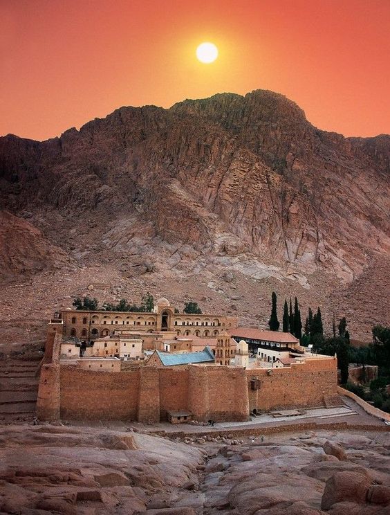 MOUNT SINAI CLIMB AND ST CATHERINE TOUR FROM SHARM EL SHEIKH